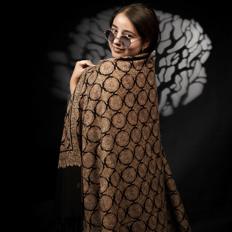 Black Royal Filigree Pashmina Shawl - Image 3