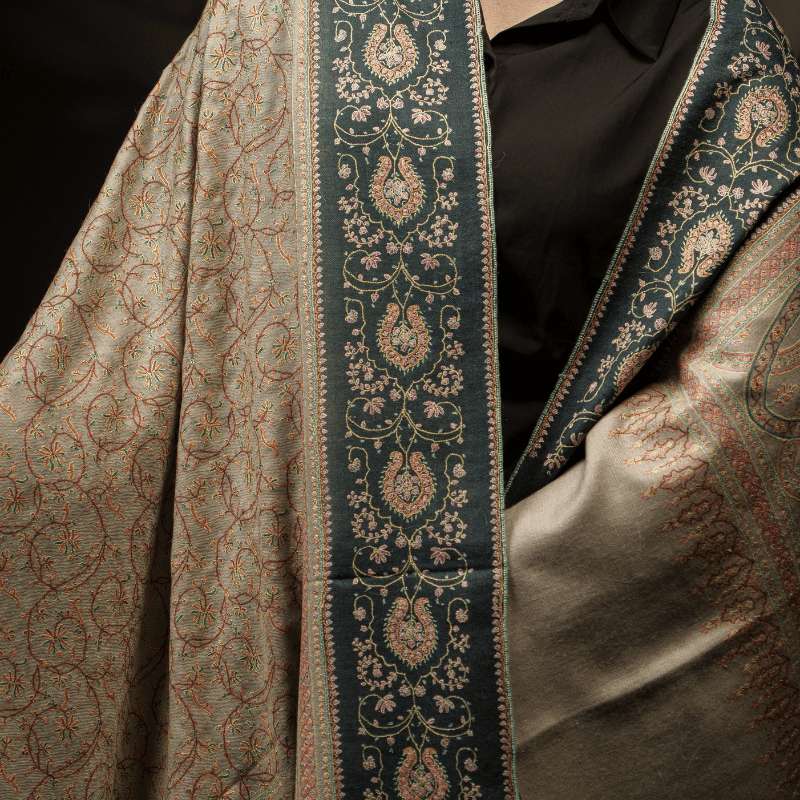 Ivory Grey Meadow Pashmina - Image 2