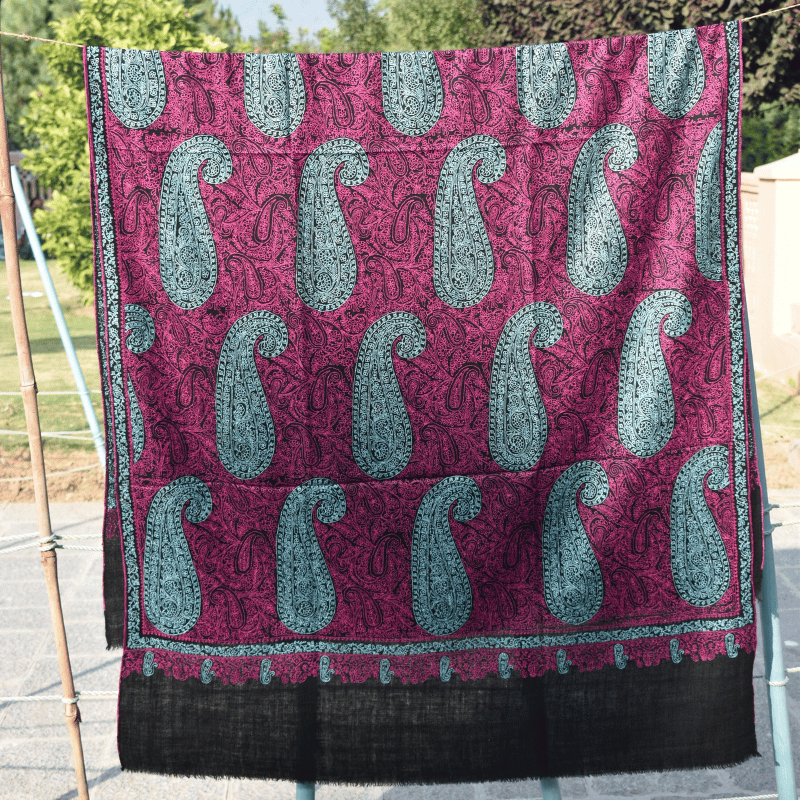 Black Empress Veil Pashmina - Image 3