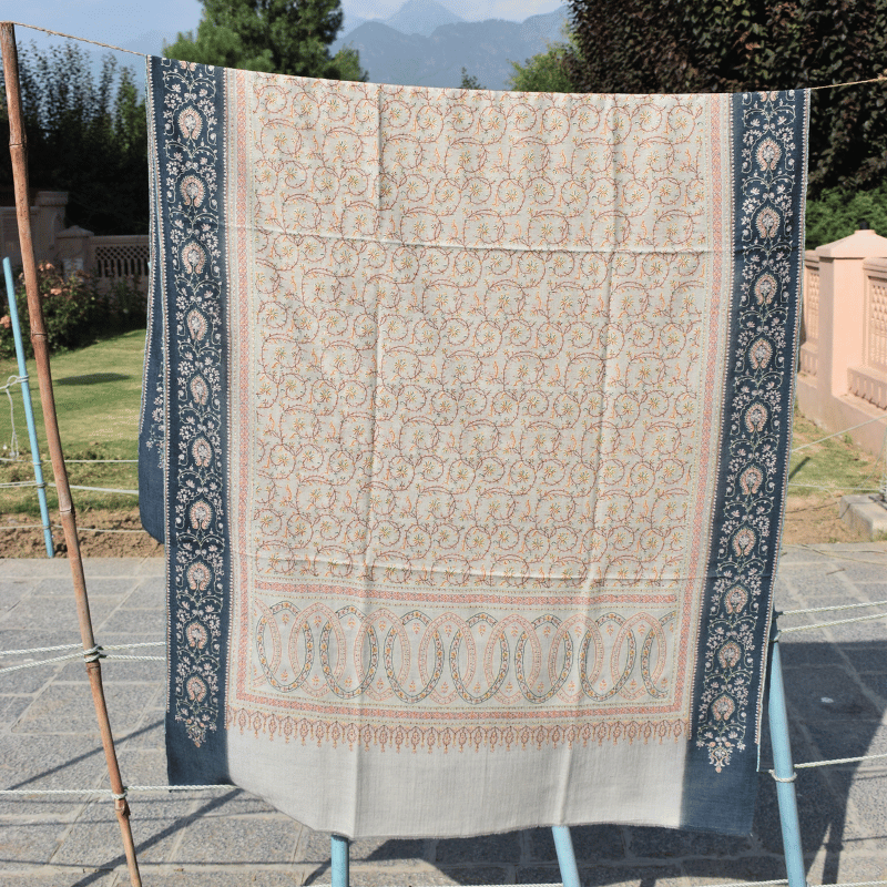 Ivory Grey Meadow Pashmina - Image 3