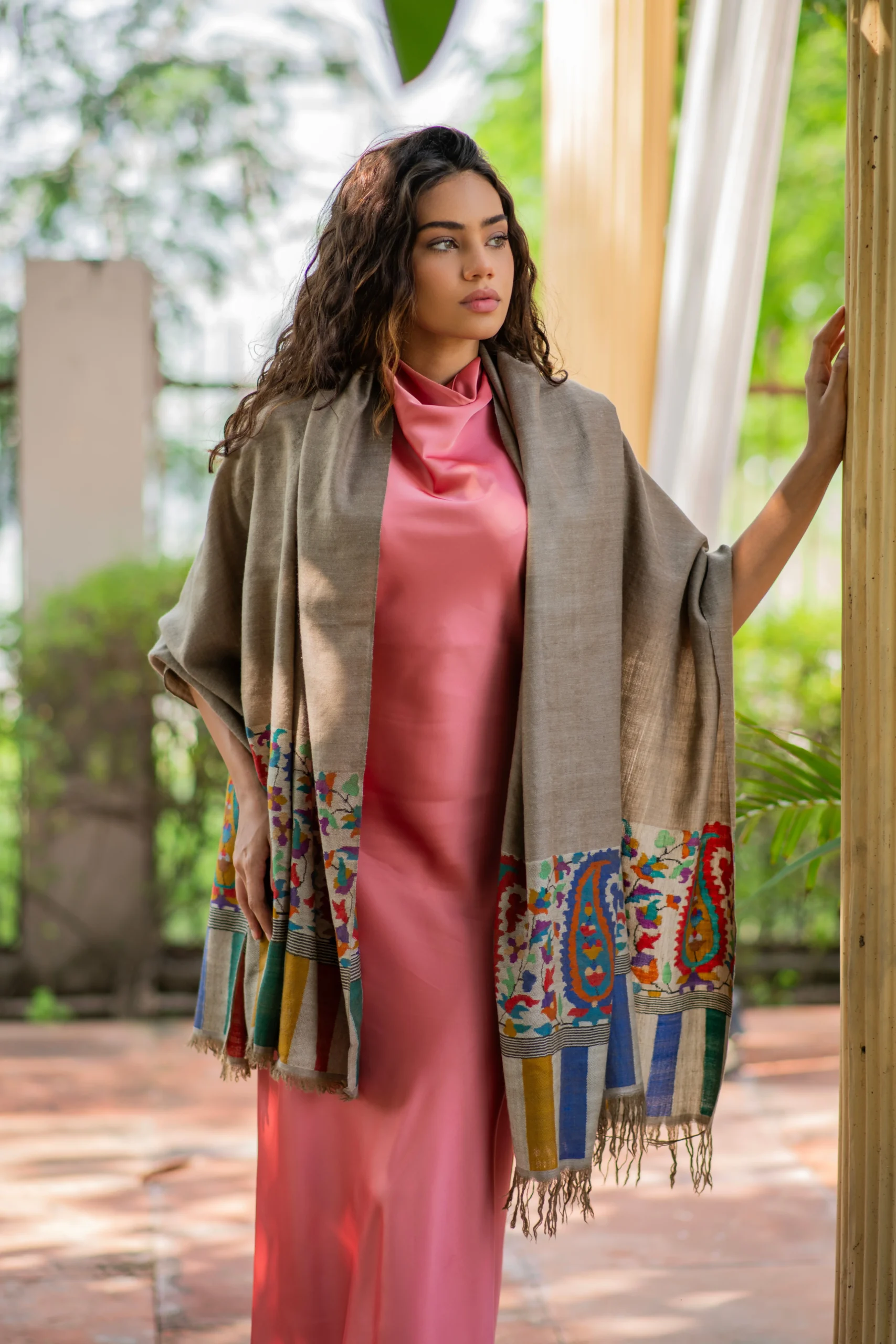 Beige Dunes Palledar Kani Pashmina Shawl